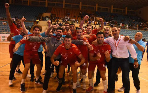 الأهلي يهزم الزمالك ويتوج بالسوبر الأفريقي لكرة اليد ويتأهل لمونديال الأندية