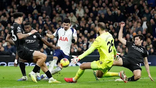 مانشستر يونايتد يواصل الصحوة.. السيتي وتوتنهام يحتكمان للتعادل في الدوري الإنكليزي
