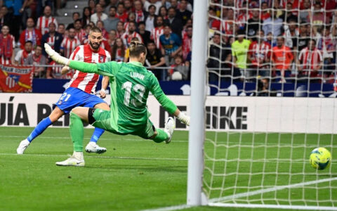 أتلتيكو يحسم ديربي مدريد ويهزم الريال