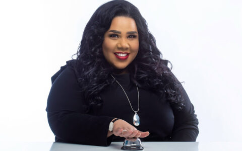 بالصور.. الفنانة شيماء سيف ترتدي النقاب